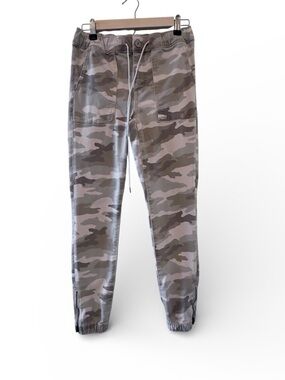 American Eagle Next Level Stretch Joggers Size 4 Women's Camo Y2K